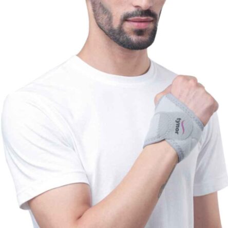 Tynor Neoprene Wrist Brace with Thumb