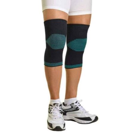 Dyna Large Breathable Fabric Comfort Knee Support