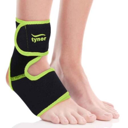 Tynor Black & Green Neoprene Ankle Support