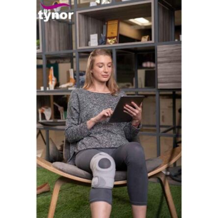 Tynor Neoprene Knee Support Sportif