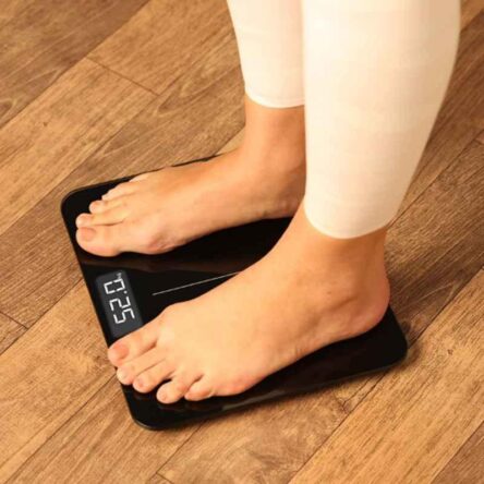 BeatXP Gravity Elite 180kg Tempered Glass Black Digital Weighing Scale