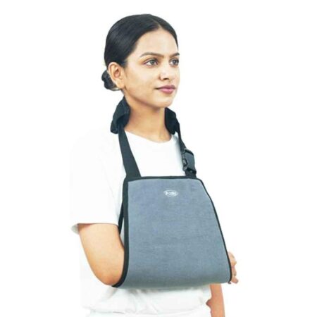 P+caRe Grey & Black Arm Sling