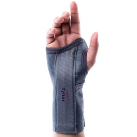 Tynor Elastic Right Wrist Splint